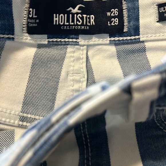 Hollister Classic Stretch Ultra High-Rise Mom Wide Stripe Jeans - Size 26 - Picture 8 of 10